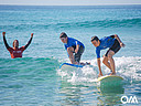 Surfkurs für Familien, erfolgreicher Take Off