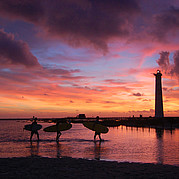 Malerischer Sonnenuntergang am Surfspot Cruz Roja