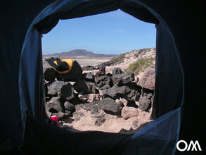 Am Surfspot aufwachen beim wild campen auf Fuerteventura