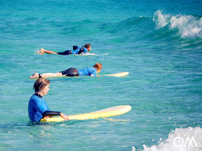 Surfkurs über Weihnachten in Jandia unserm Surfcamp Hausstrand