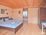 Surf Villa Fuerteventura, Bungalow Schlafzimmer im Holzdesign